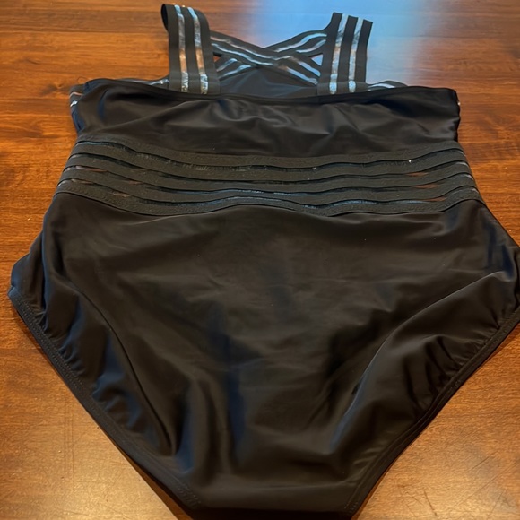 Davi & Dani Bathing Suit - Picture 8 of 14